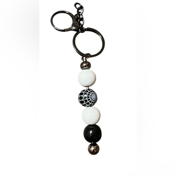 Hand Crafted Beaded Keychain - Picture 2 of 2